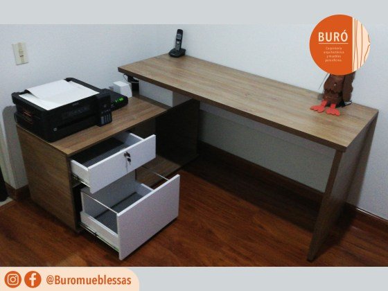 Escritorio en madecor en L 2 niveles17.jpg